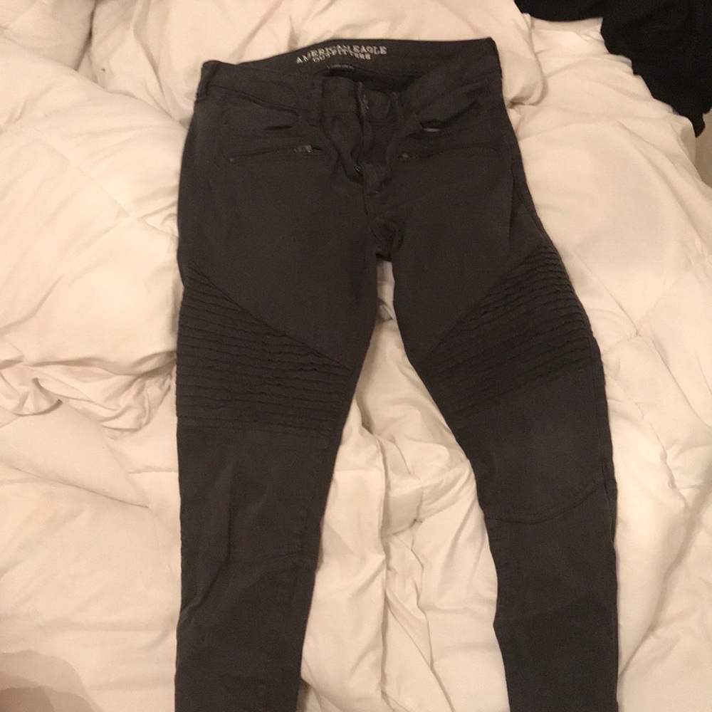 American Eagle gray moto jeggings